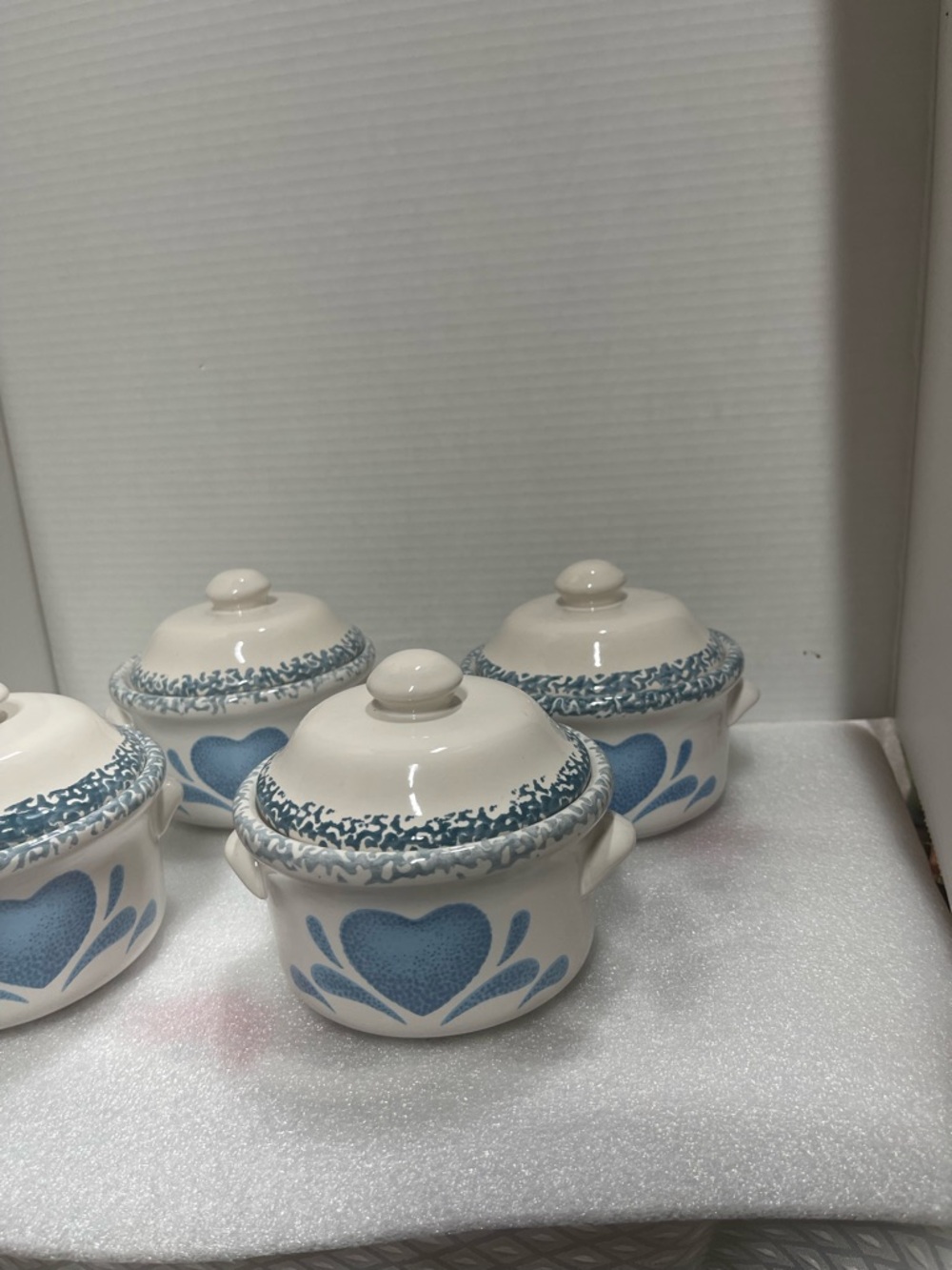 Corelle White and Blue Floral Heart Covered Ramekins Set (4)
